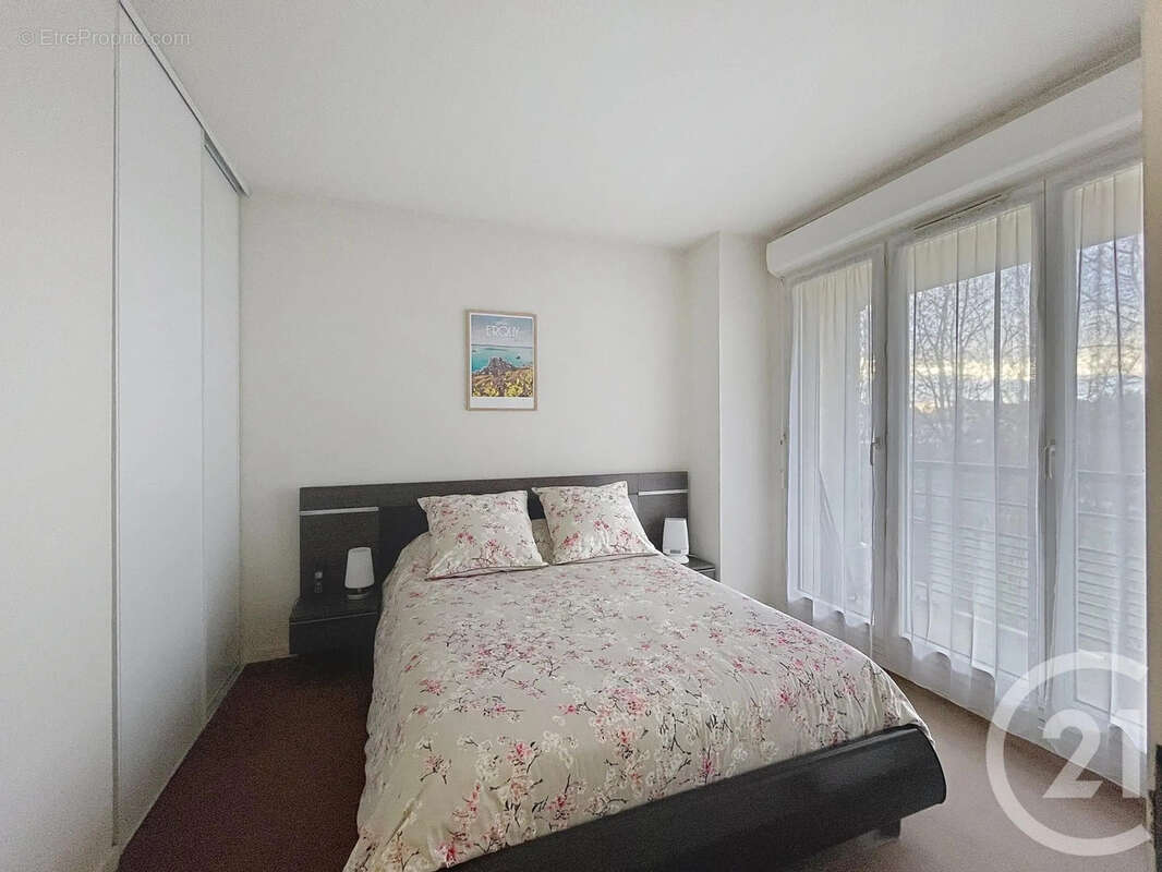 Appartement à MOISSY-CRAMAYEL