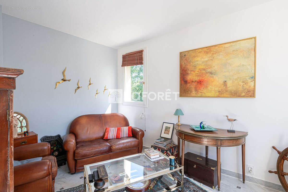 Appartement à GARCHES