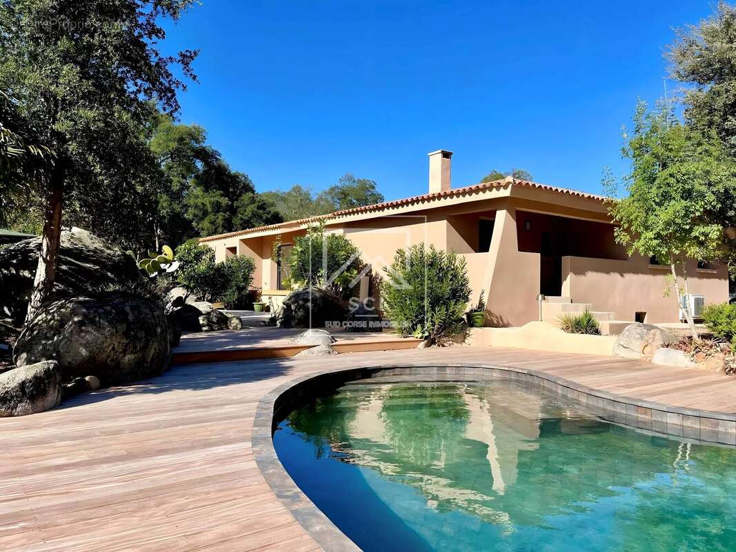 Maison à PORTO-VECCHIO