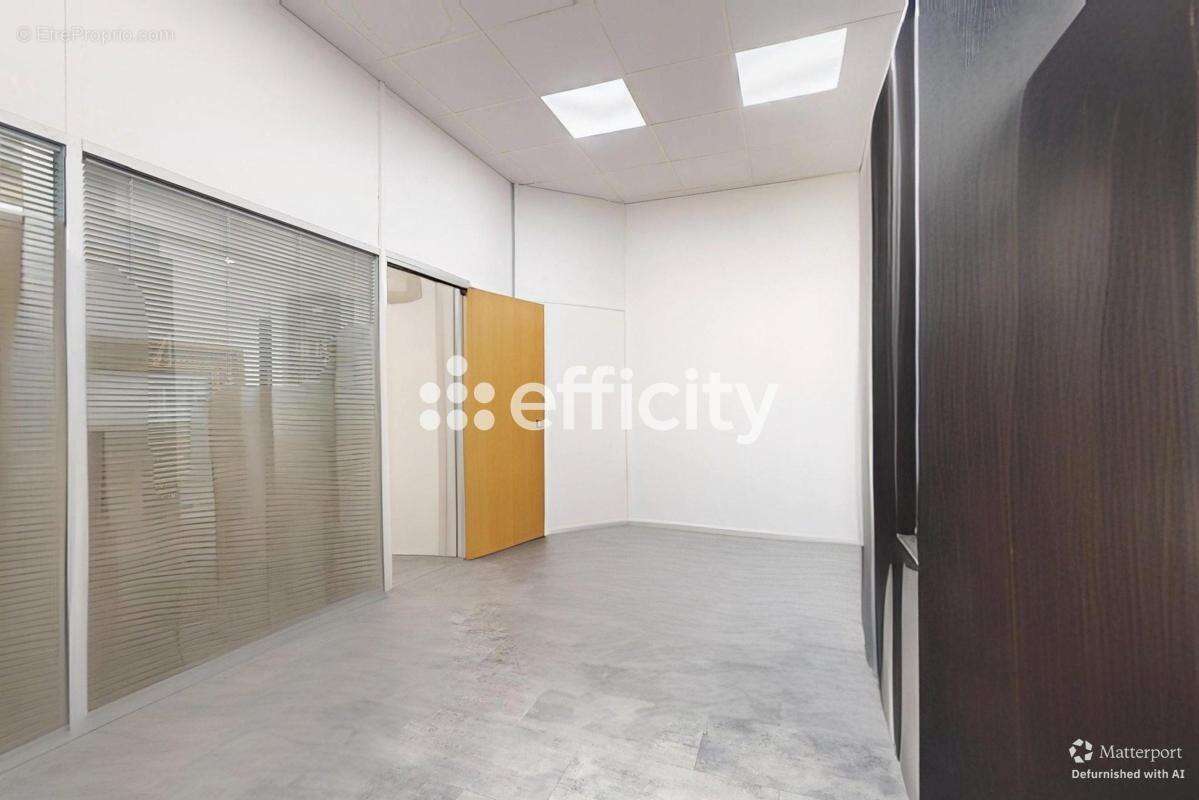 Locaux/Biens immobiliers - photo 14