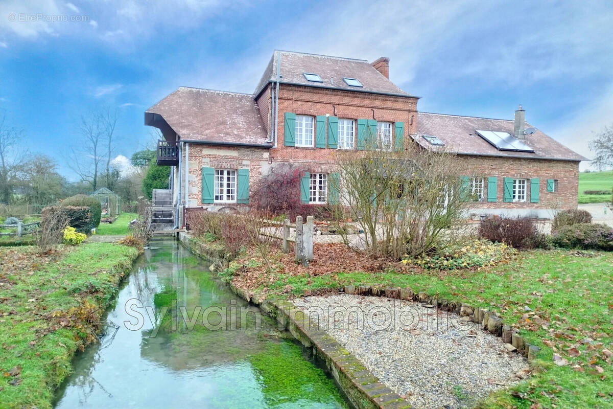 Maison à NEUFCHATEL-EN-BRAY