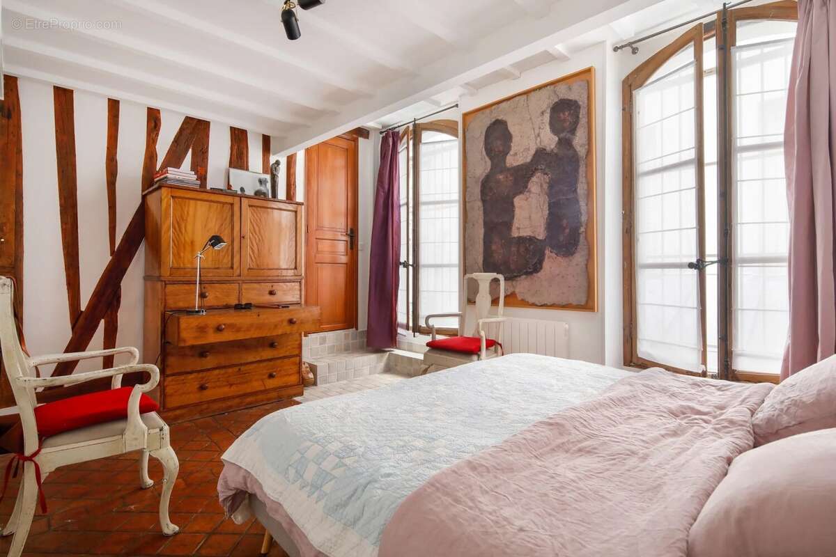 Appartement à PARIS-6E