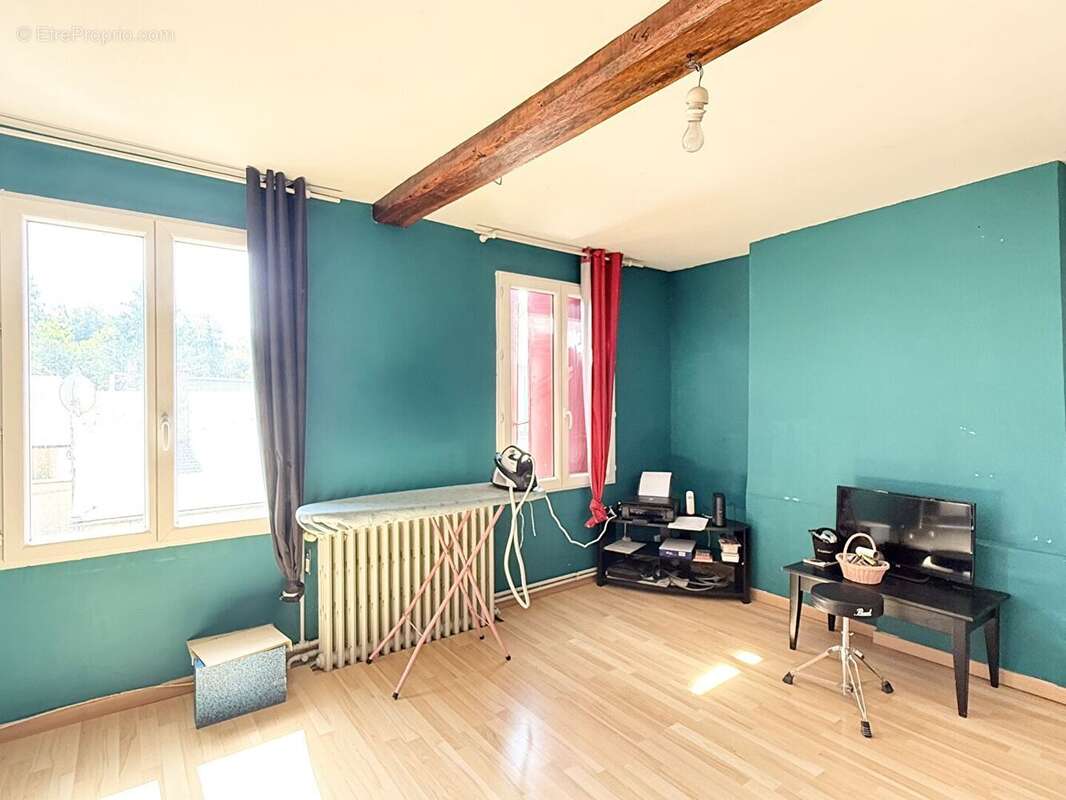 Songeons, familiale 6 chambres  (s) - photo 10