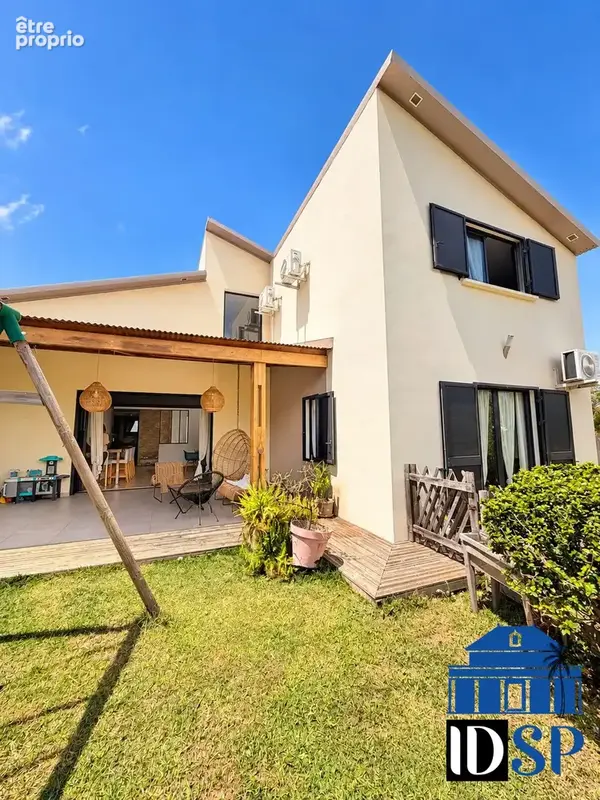 Maison 6 pièces 143 m² à vendre à Le Tampon (97432) - photo 3