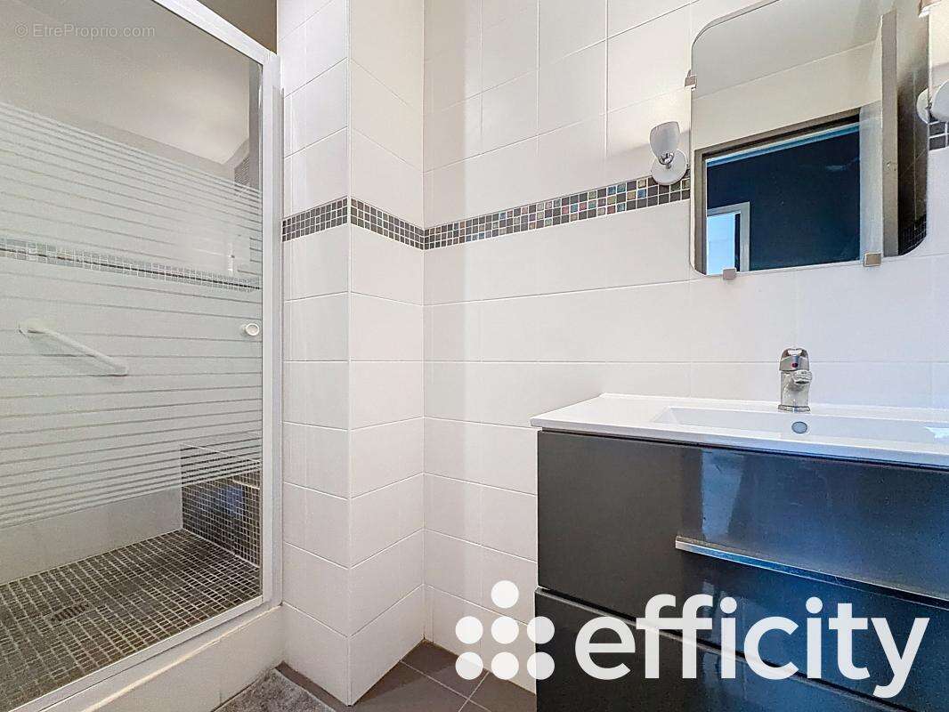 Appartement à LYON-9E