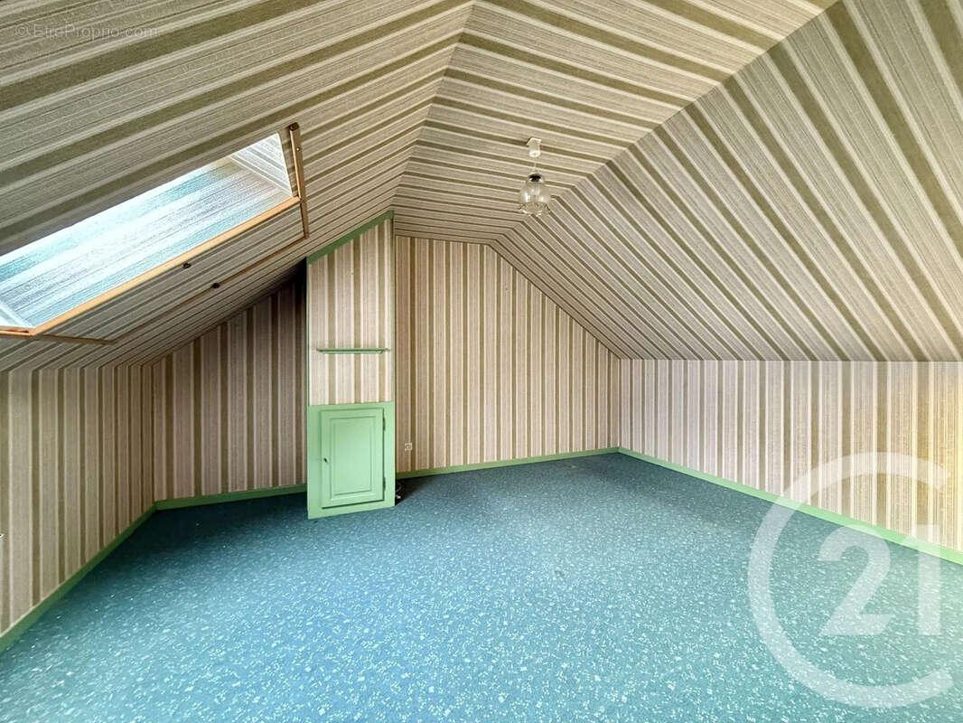 Maison à MONTBEUGNY