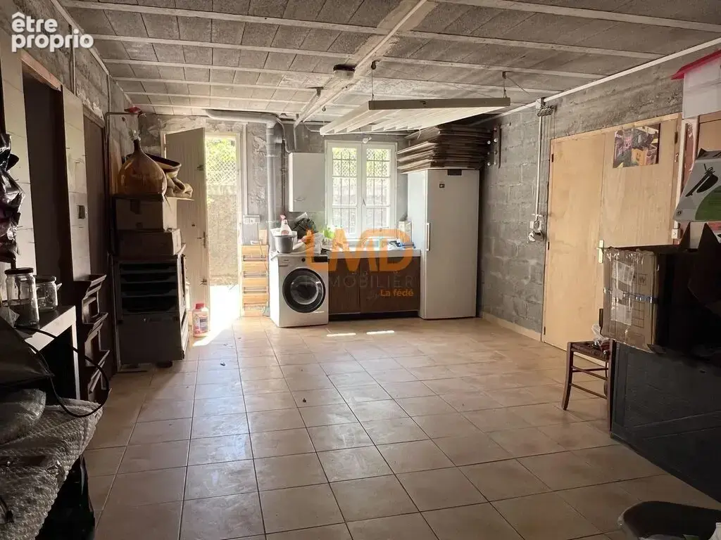 Spacieuse maison familiale de 6 pièces avec piscine et terrain a - photo 22