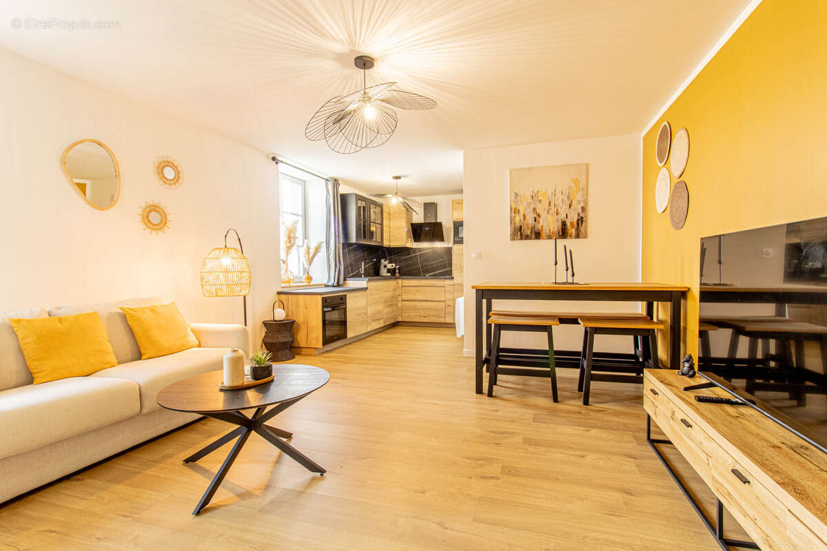 Appartement à ROCROI