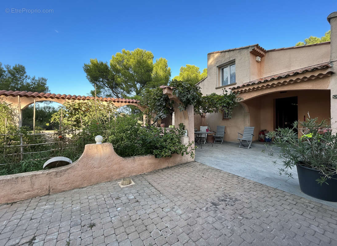 Maison à SEPTEMES-LES-VALLONS