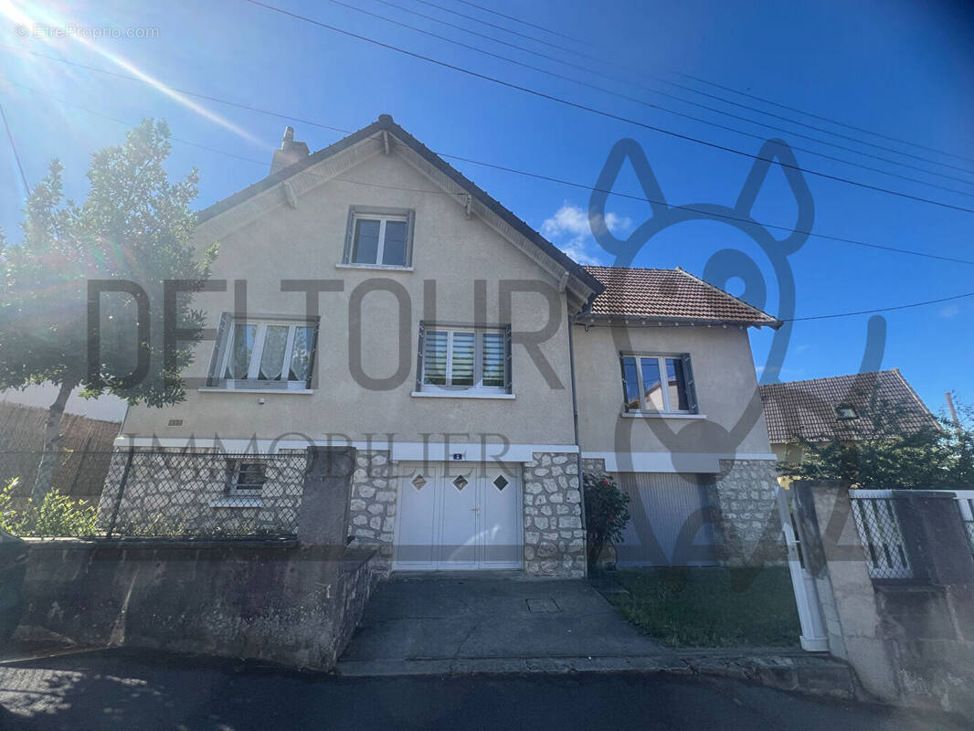 Maison à COULOMMIERS