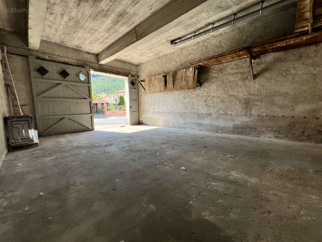 Appartement T4 avec garage exceptionnel - photo 4