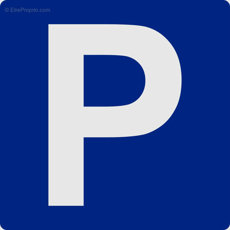 Parking à HENDAYE