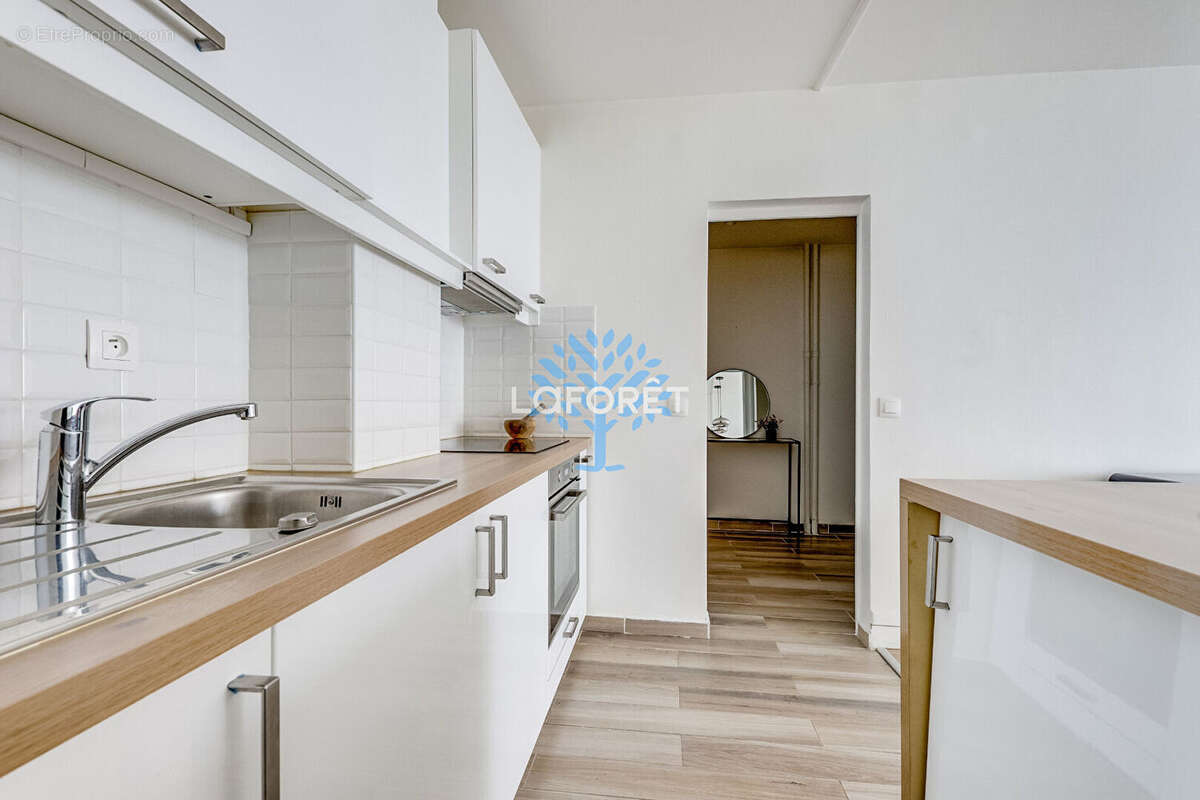 Appartement à PARIS-19E