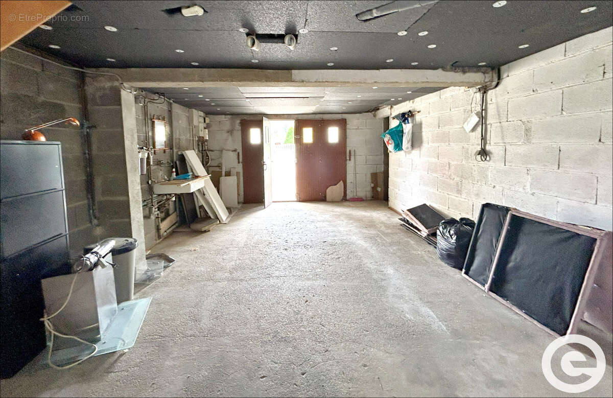 Maison à SAINT-MARTIN-DU-TERTRE