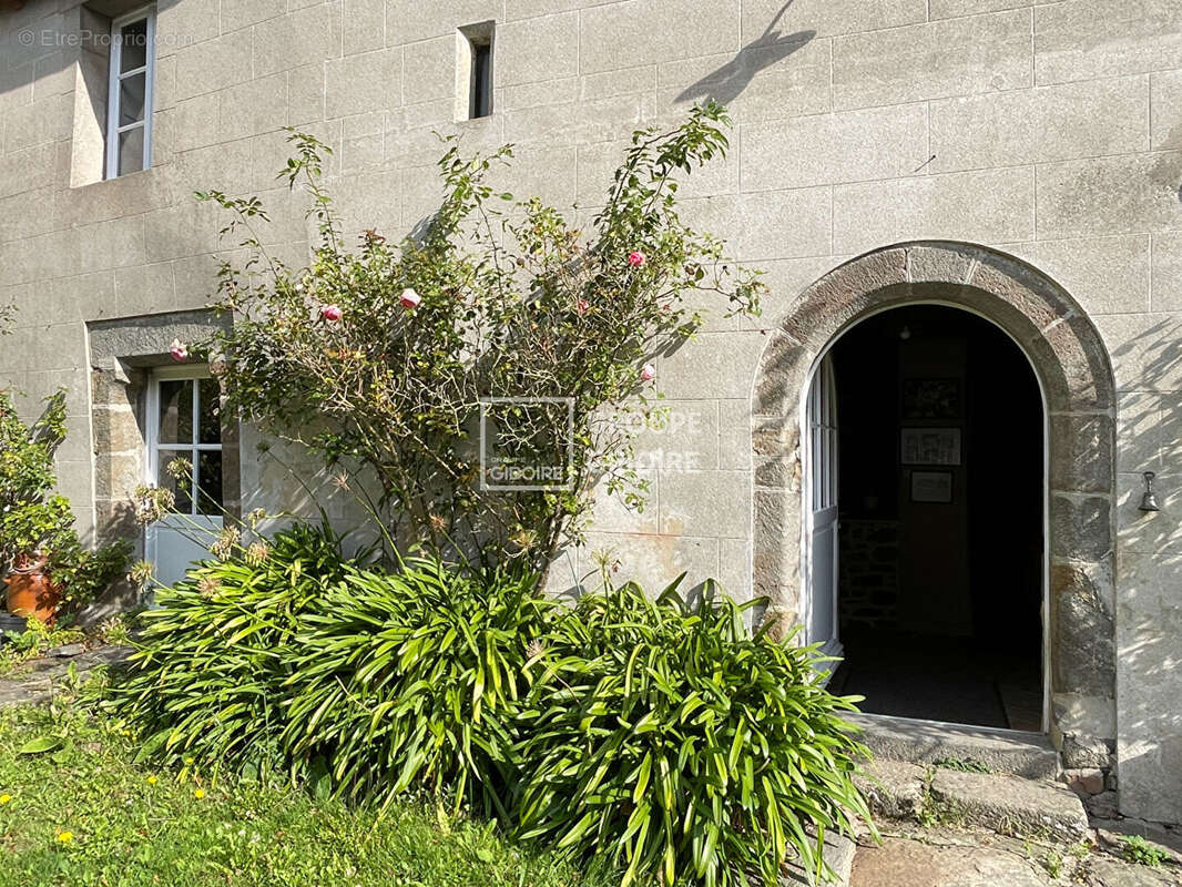 Maison à SAINT-SULIAC