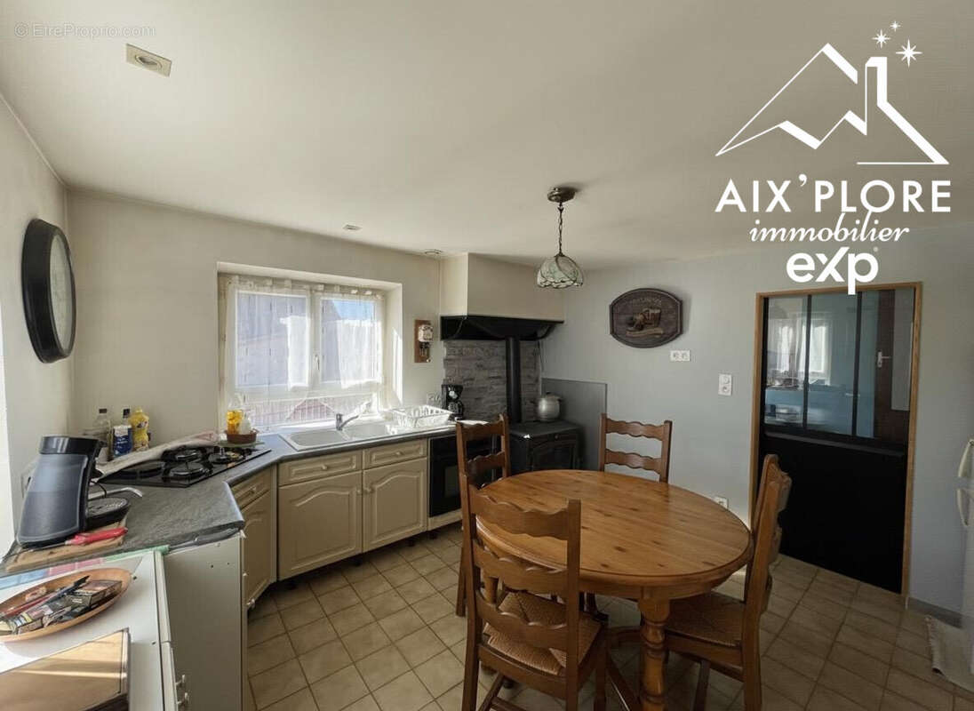 Maison 70 m² à Saint-Rambert-En-Bugey  - photo 5