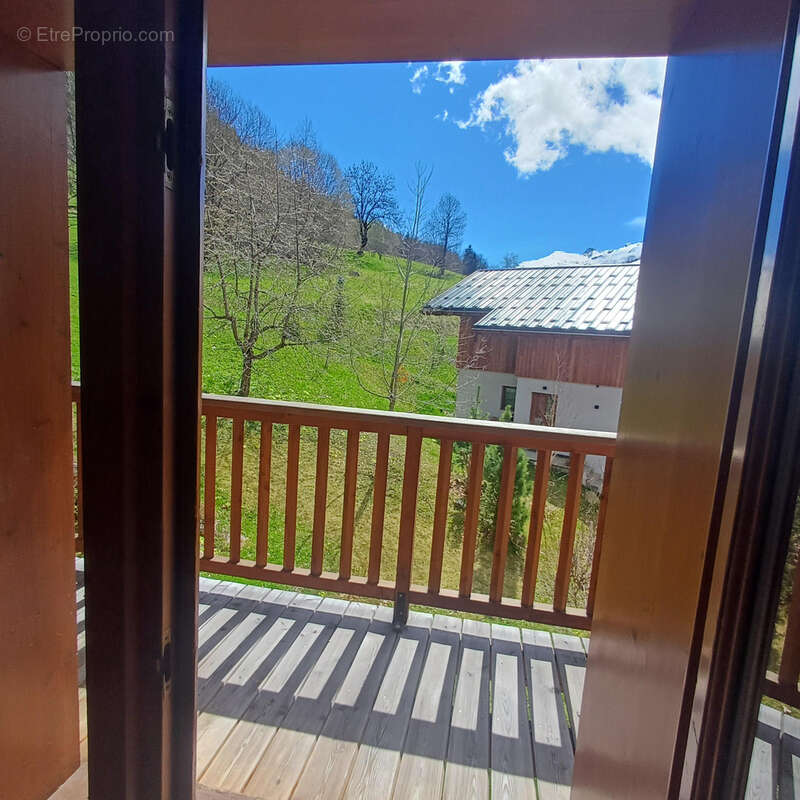 Appartement à LES ALLUES