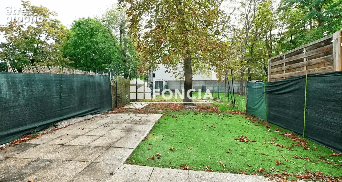 Découvrez cette agréable maison de 79 m² construite en 2004, située sur une parcelle de 182 m² au sein d’une résidence sécurisée - photo 4