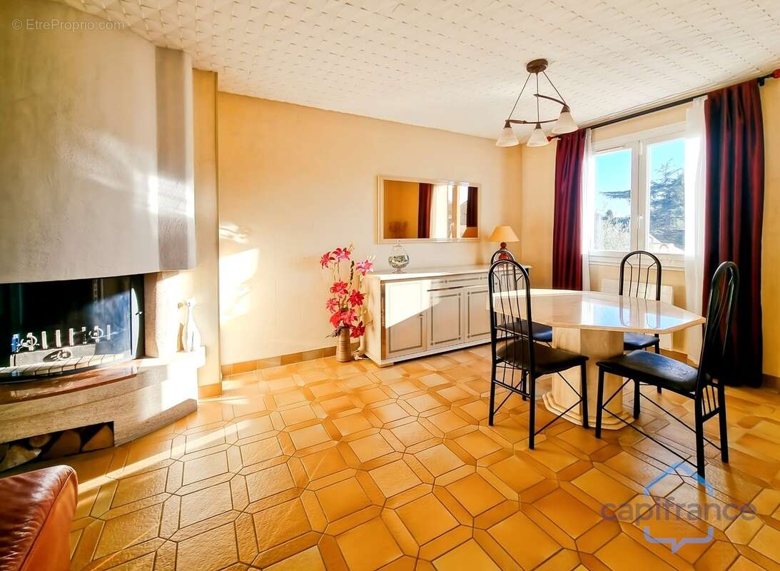 MAISON de 222m² ou double habitation - PISCINE - Terrain arboré de 830m² sans vis-à-vis - CASTRIES (34) - photo 13