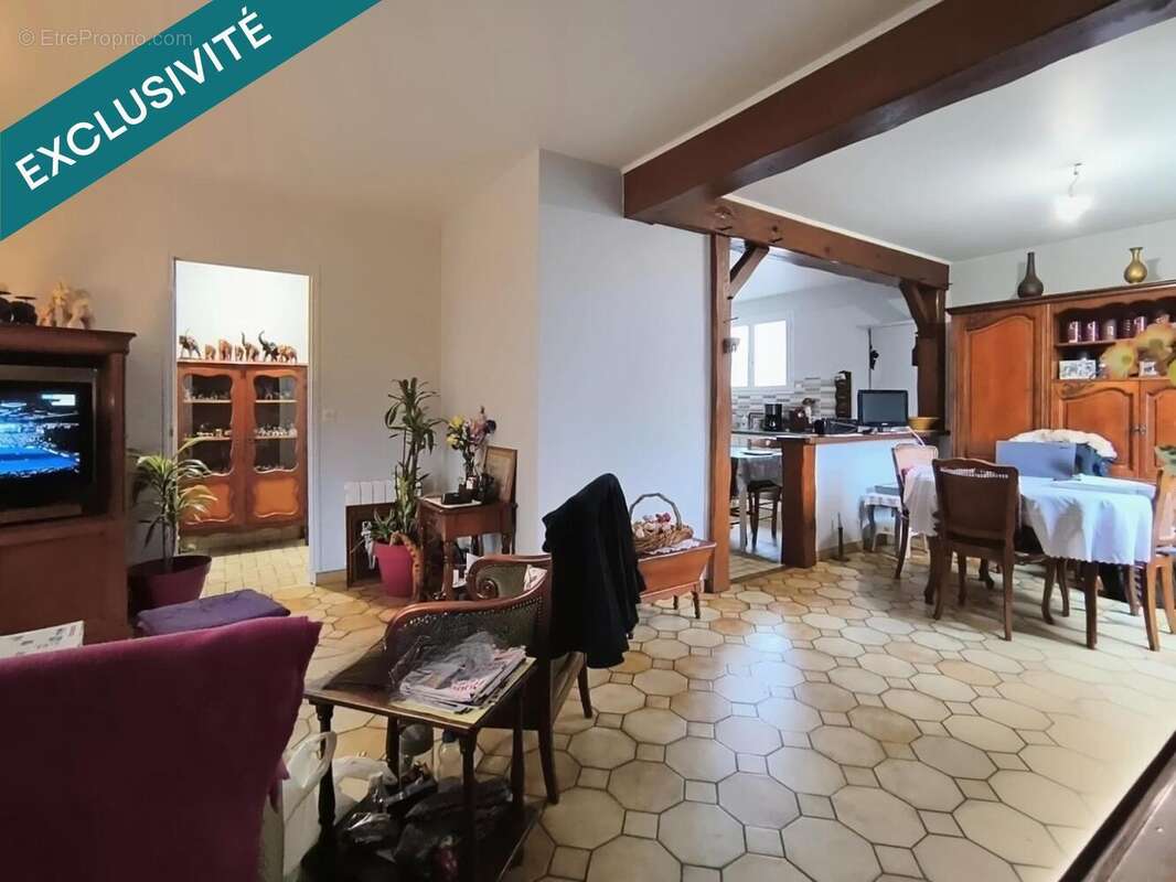 Maison 131 m² à Neuilly-Sur-Eure  - photo 6