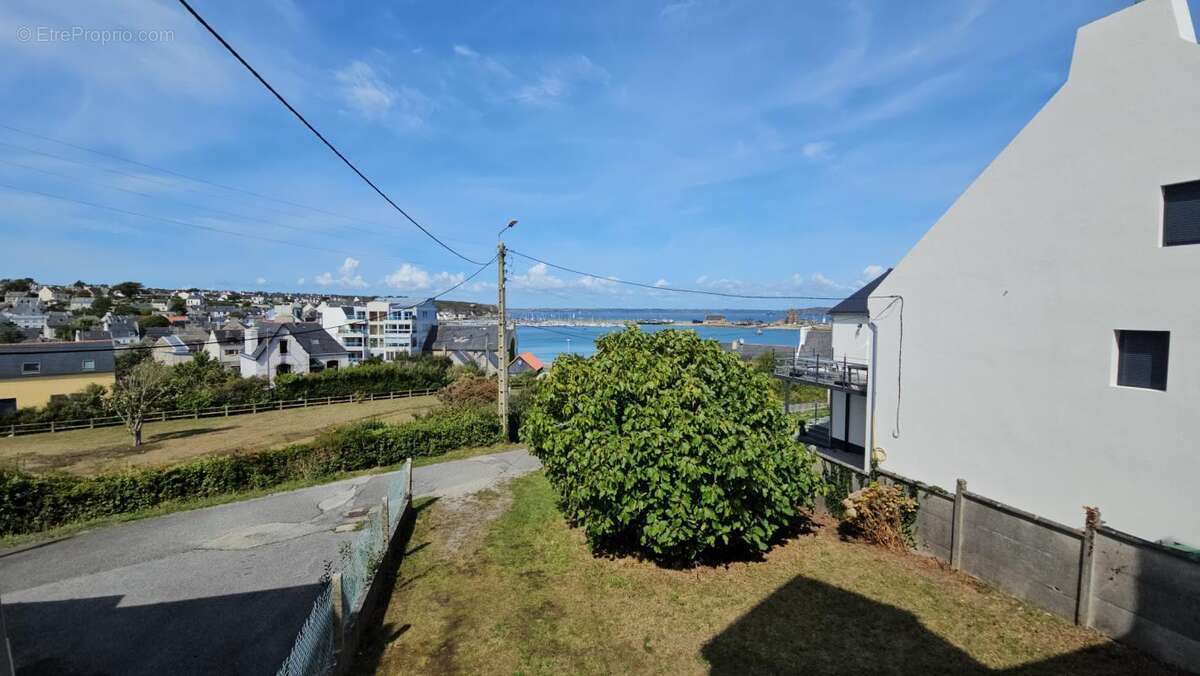 Maison à CAMARET-SUR-MER