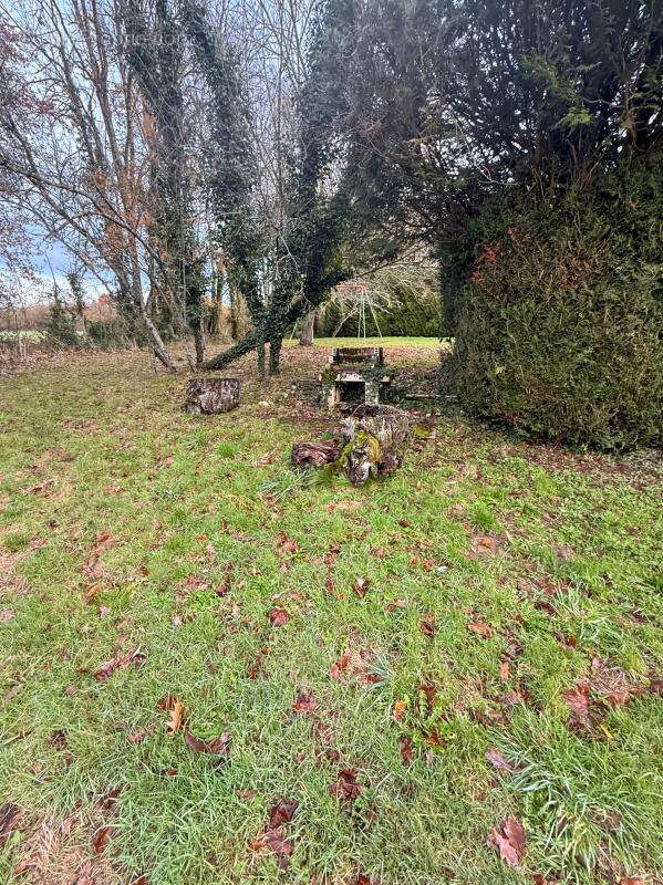 Maison à CHAMPAGNAC-LA-RIVIERE