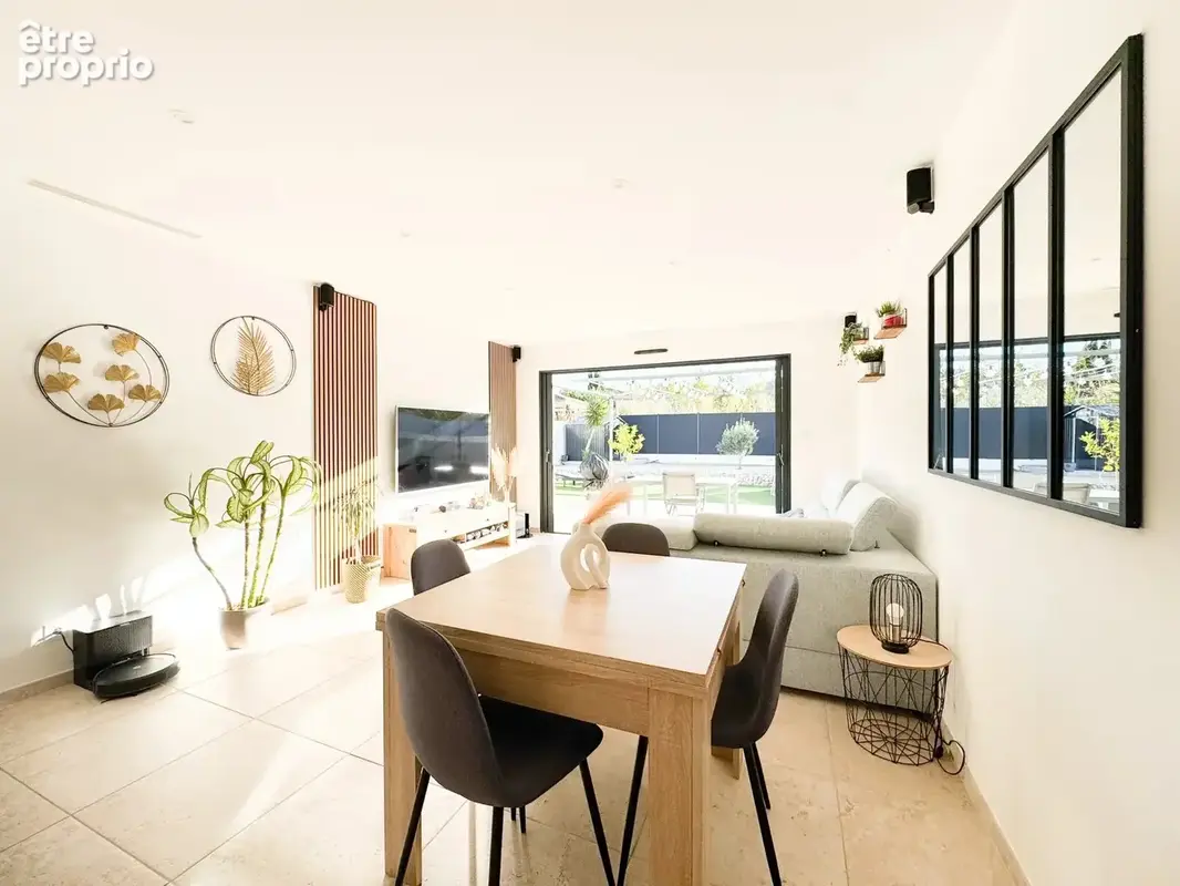 Maison à CHATEAUNEUF-LES-MARTIGUES