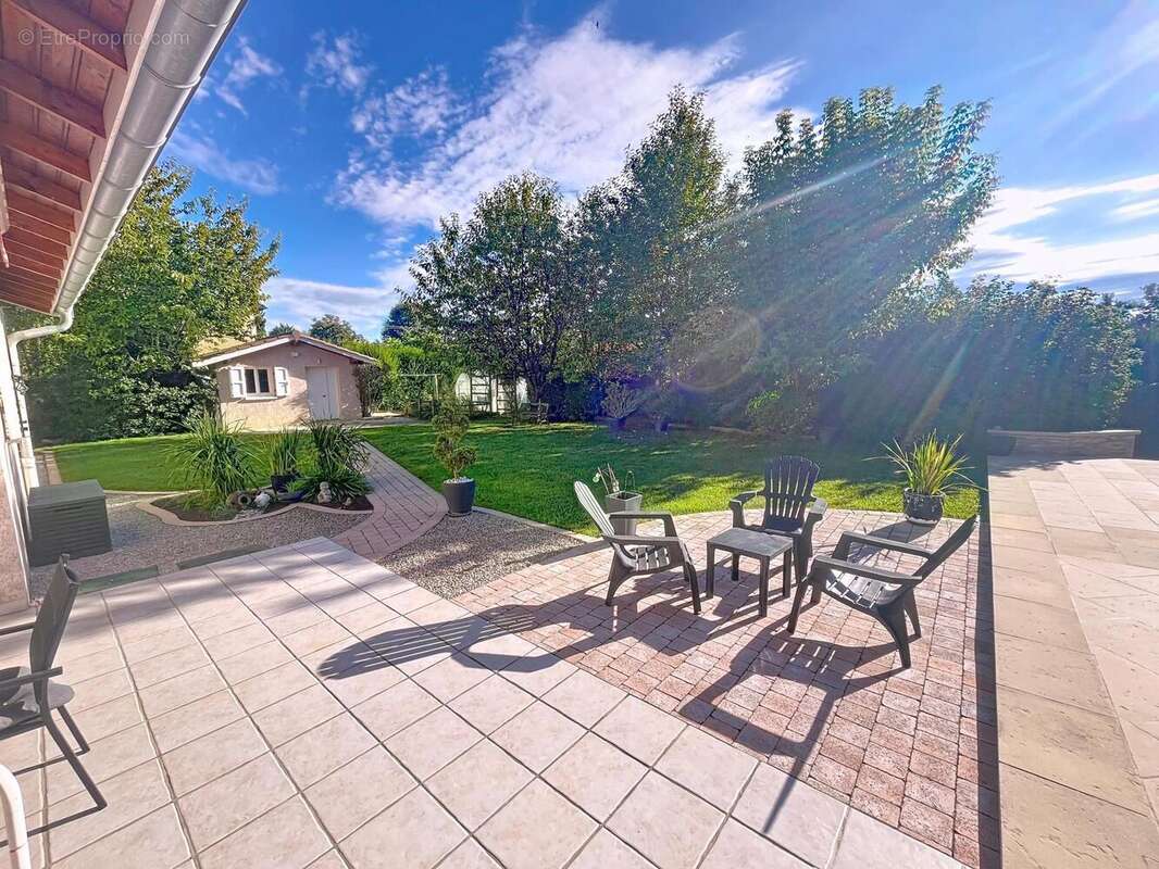 Photo 2 - Maison à DOMPIERRE-SUR-CHALARONNE