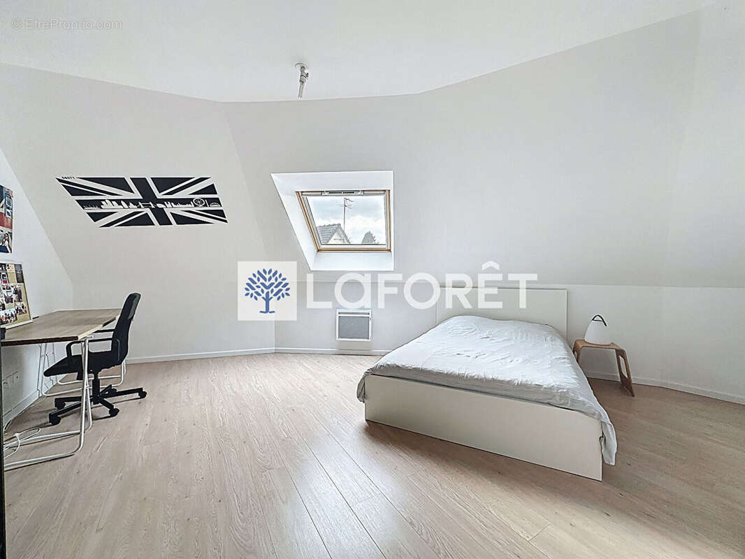 Maison à FRANQUEVILLE-SAINT-PIERRE