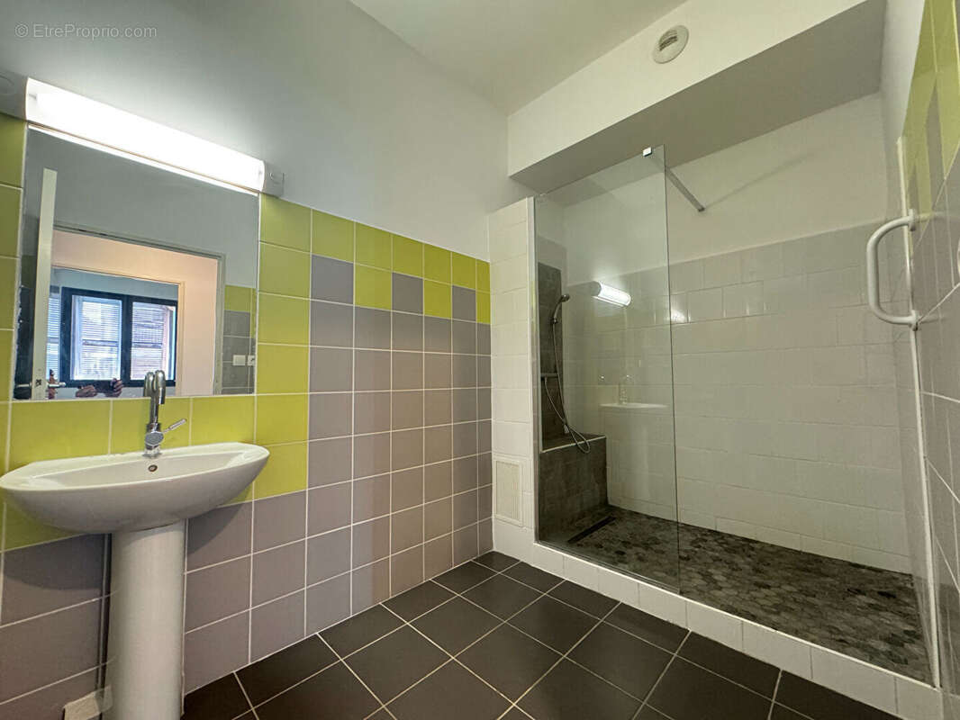 Appartement à SAINT-DENIS