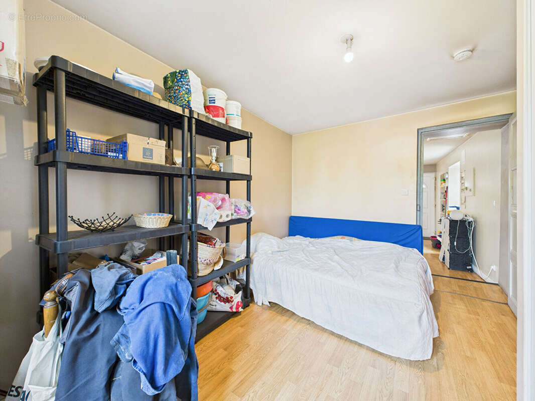 Maison à SERVES-SUR-RHONE