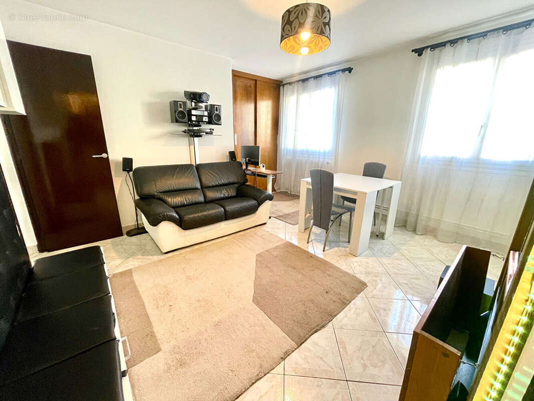 Appartement à BEZONS