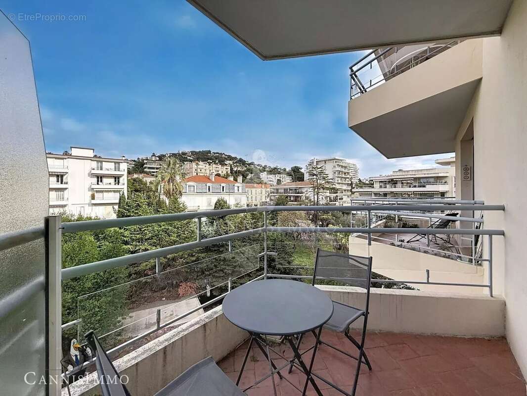 Appartement à CANNES