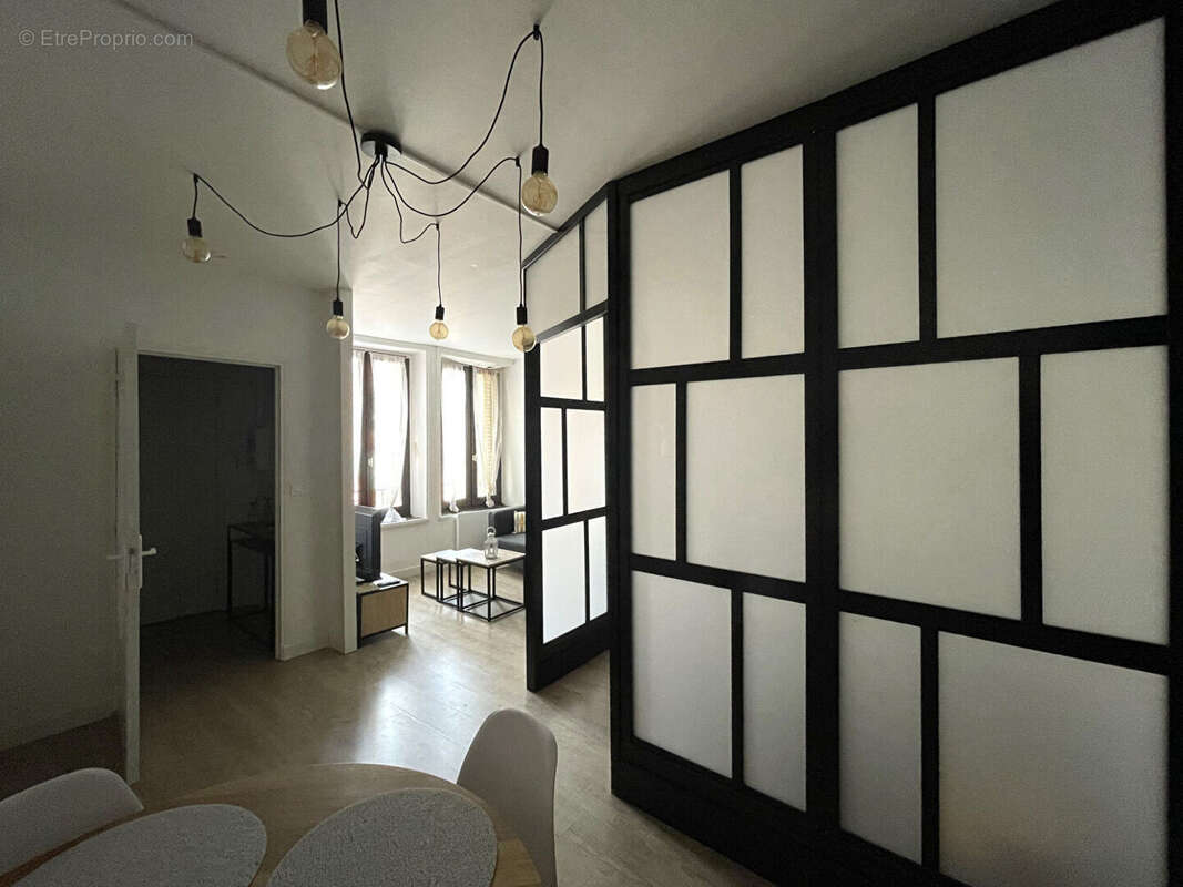 Appartement à CHARLEVILLE-MEZIERES