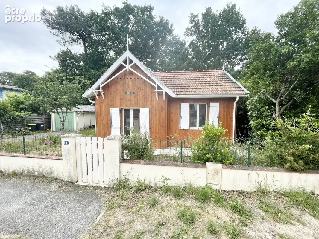 Maison à LACANAU