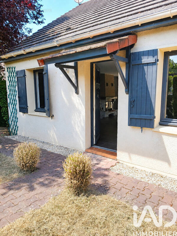 Photo 1 - Maison à SAINT-PREST