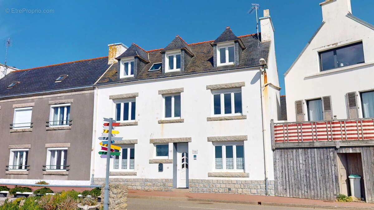 Appartement à TREFFIAGAT