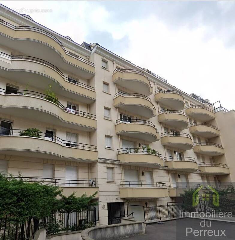 Appartement à ROSNY-SOUS-BOIS