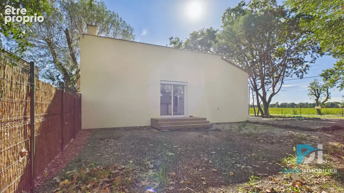 FLORENSAC   Maison de plain-pied entièrement rénovée sur une parcelle de plus de 1 450 m2 ! - photo 14