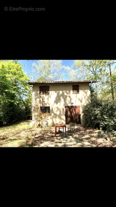 Maison à ARES