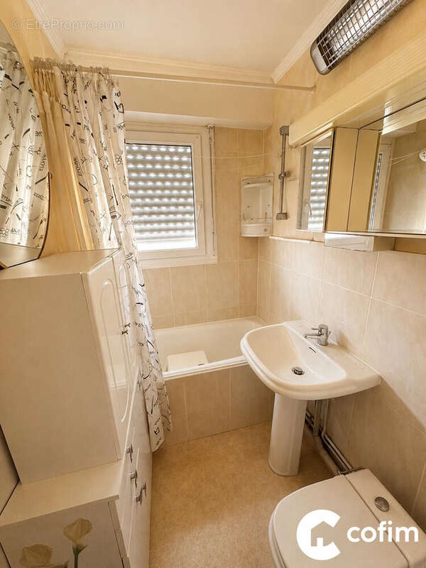 Appartement à SAINT-PIERRE-D'IRUBE