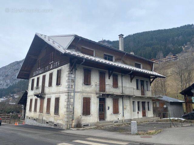 Commerce à LA CHAPELLE-D'ABONDANCE