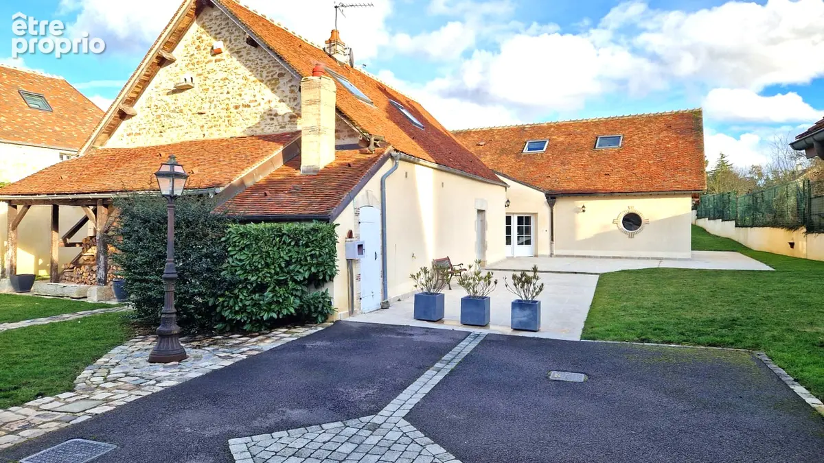 Maison à AUXERRE