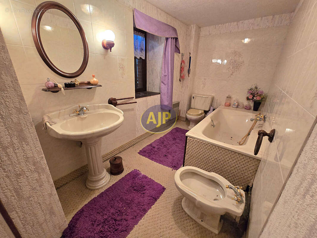 Maison à GUEMENE-PENFAO