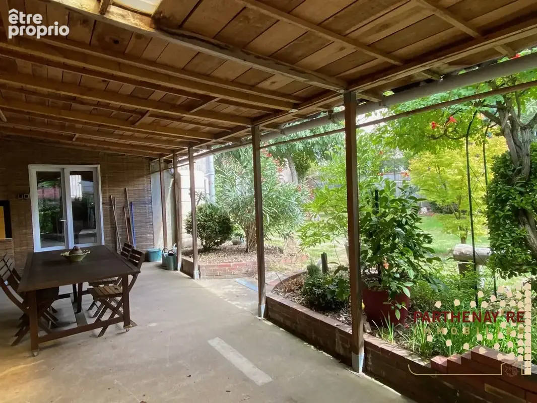 Maison 7 pièces 167 m² à vendre à Parthenay (79200) - photo 3