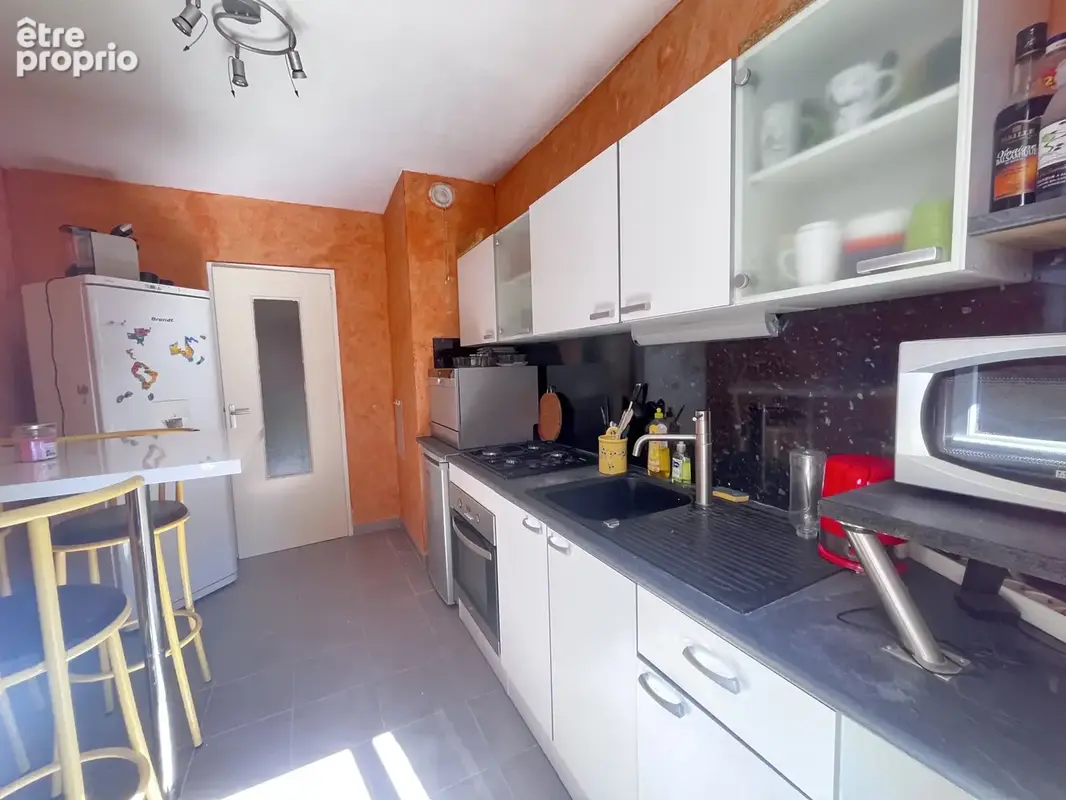 Appartement lumineux avec balcon et stationnement - photo 7