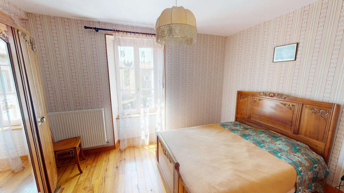 Maison à LA CHAISE-DIEU