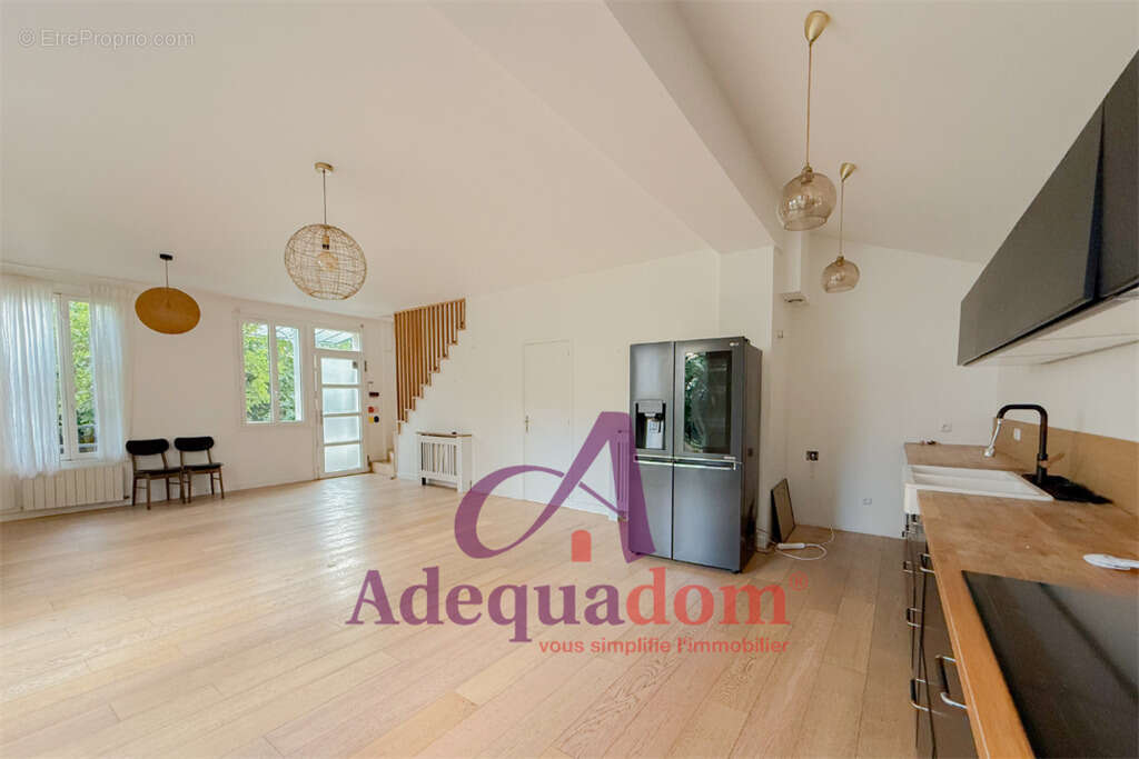 Maison à BOIS-COLOMBES