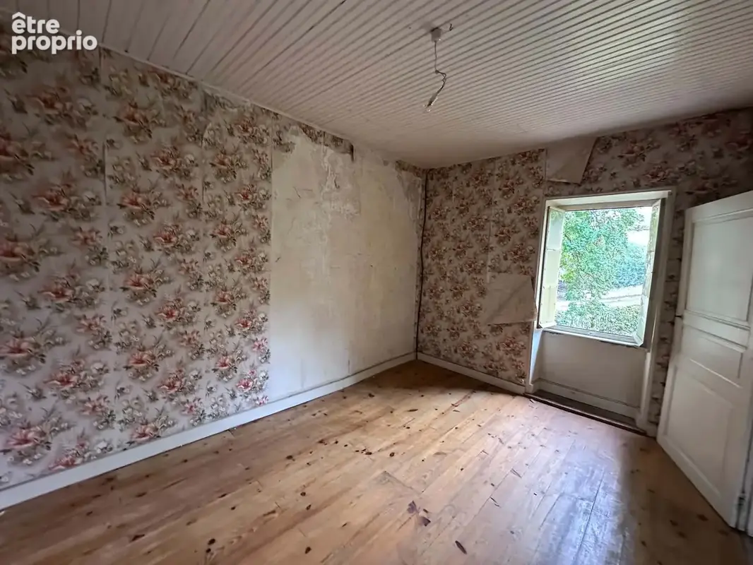 Maison 8 pièces 136 m² à vendre à Charensat (63640) - photo 11