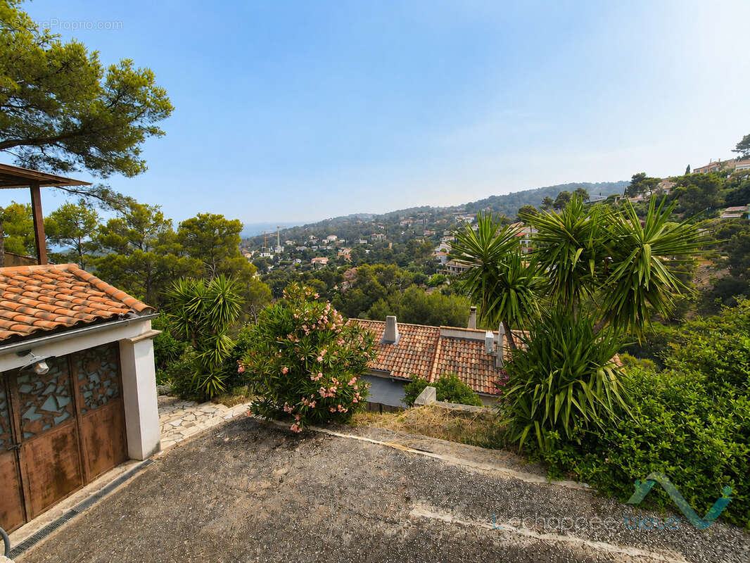 Maison à CARQUEIRANNE